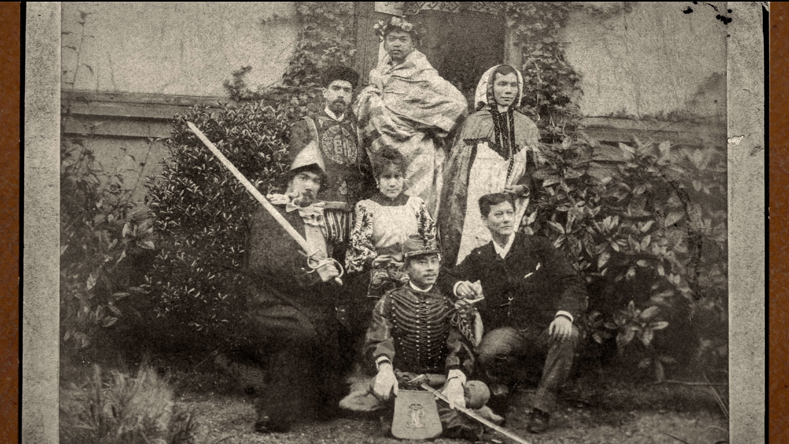 Paz (in the center) with Trinidad and Felix Pardo de Tavera, Juan Luna, Valentin Ventura, Sr. Ramirez, and Antonio Paterno. Photo: Vogue/ Martin Arnaldo.